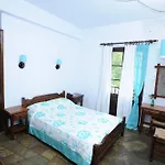 Hotel Elli 2*