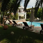 Elli Skopelos