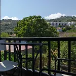 Hotel Elli 2*