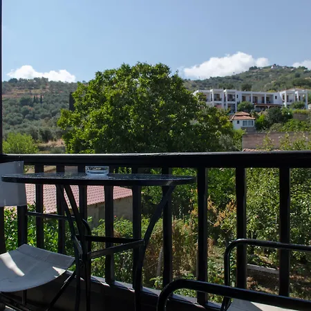 Hotel Elli 2*